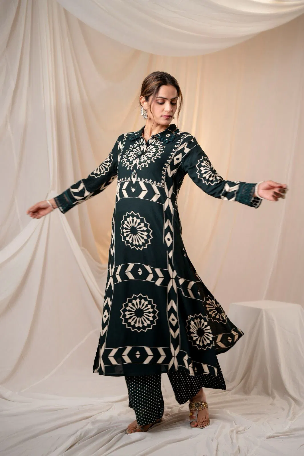 2805 Size Set Designer Rayon Printed Kurti With Palazzo Wholesalers In Delhi
